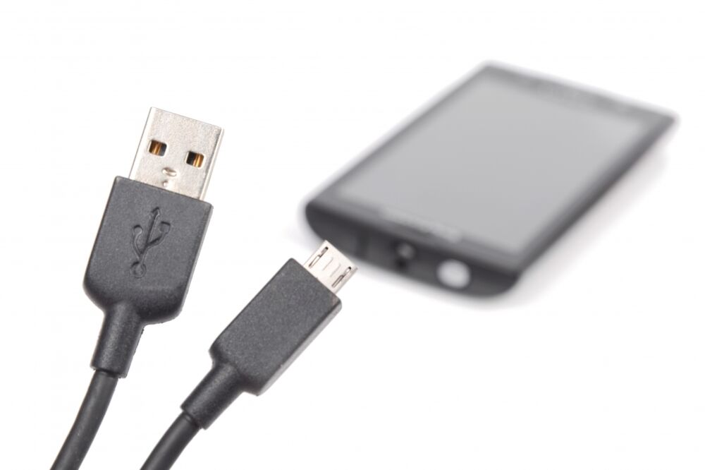 baterija, pametni telefon, mobilni telefon, Foto: Shutterstock.com