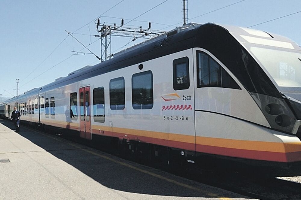 Voz, Foto: Savo Prelević