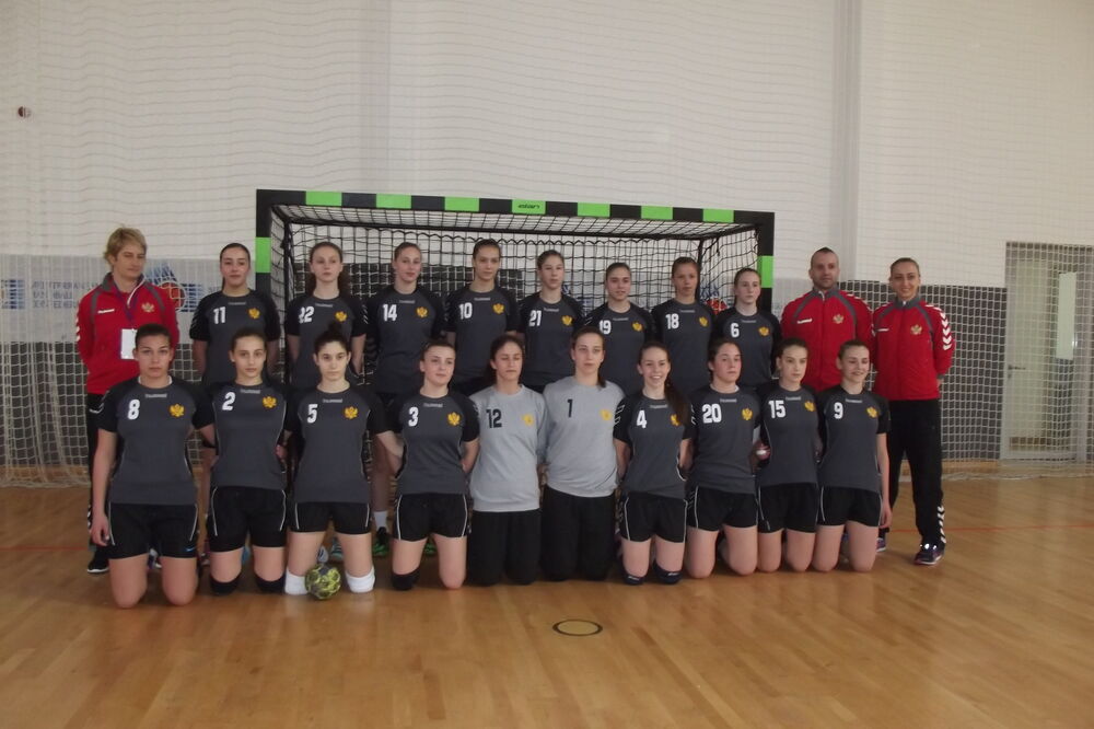 Crnogorske kadetkinje, Foto: Obrad Pješivac