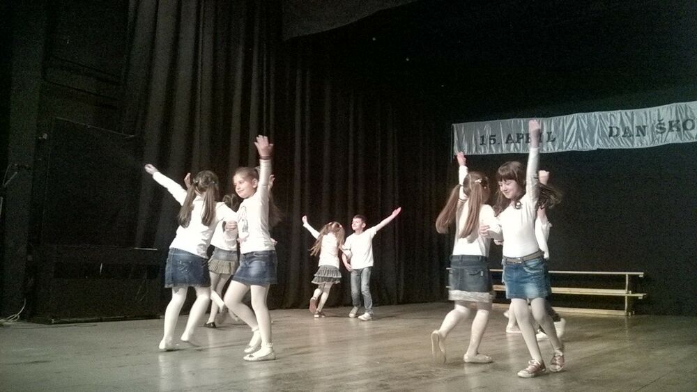 oš rISTO mANOJLOVIĆ