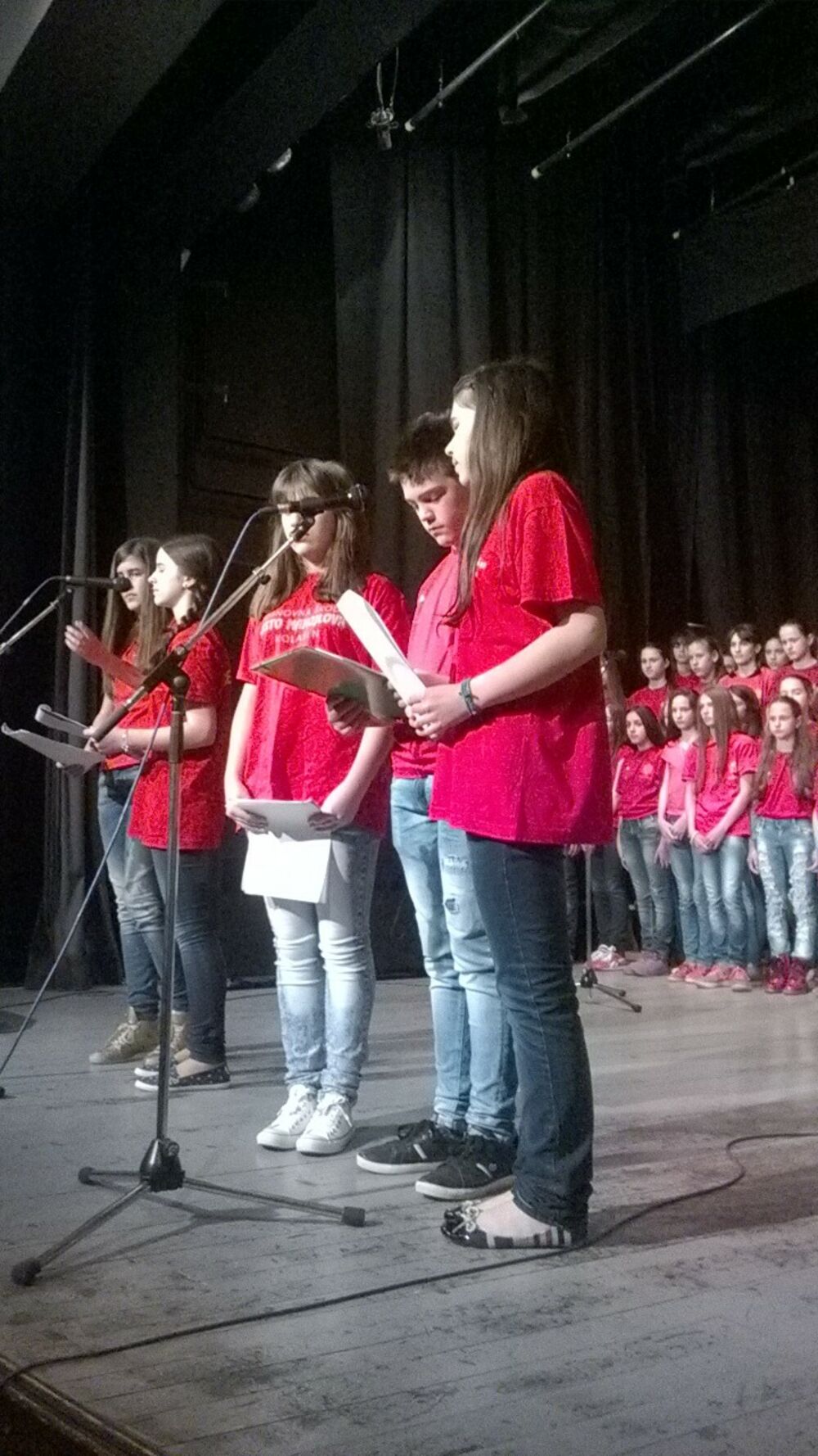 oš rISTO mANOJLOVIĆ