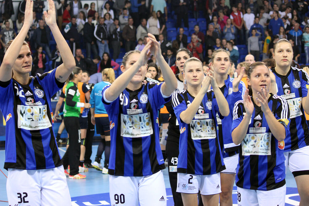 Rukometašice Budućnosti, Foto: Filip Roganović
