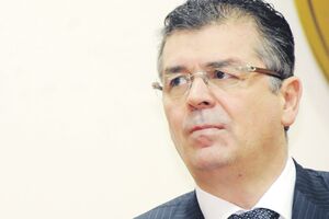 Gvozdenovića će u ponedjeljak saslušavati poslanici