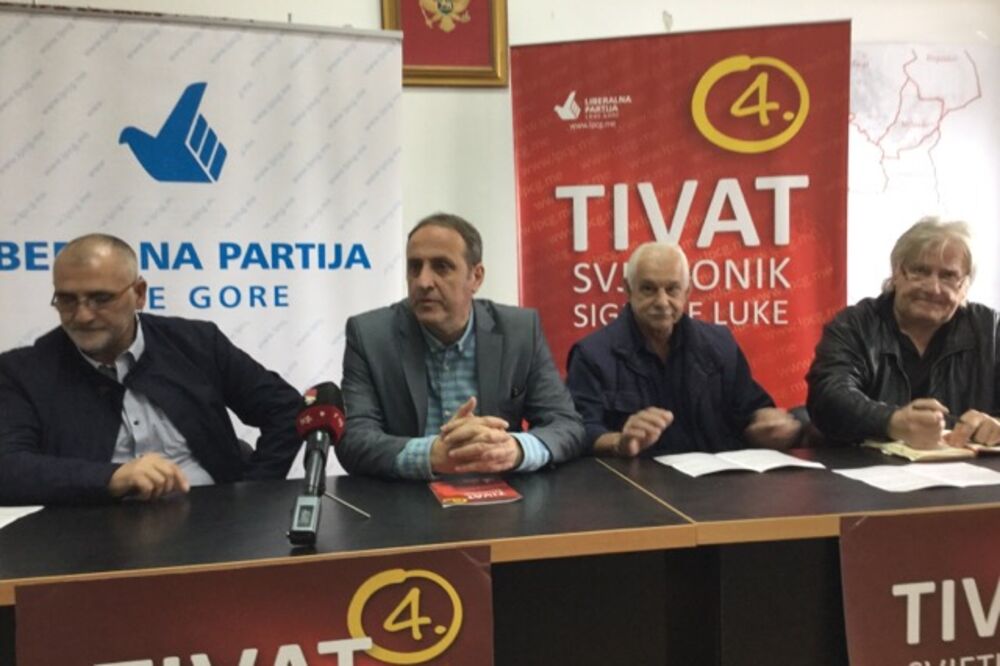 Liberalna partija, press Tivat, Foto: Siniša Luković