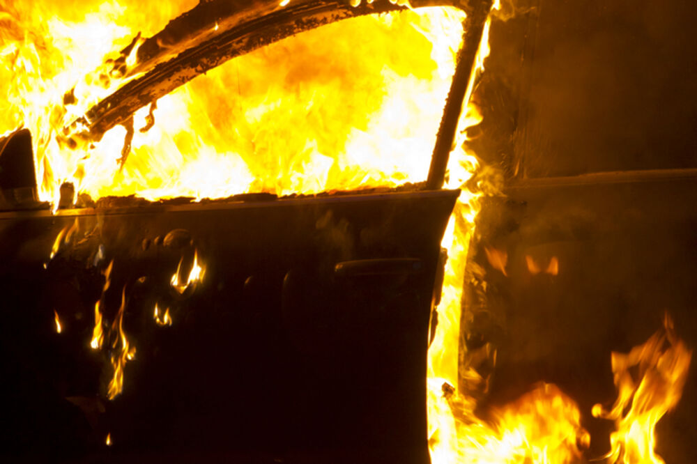 požar auto, Foto: Shutterstock.com