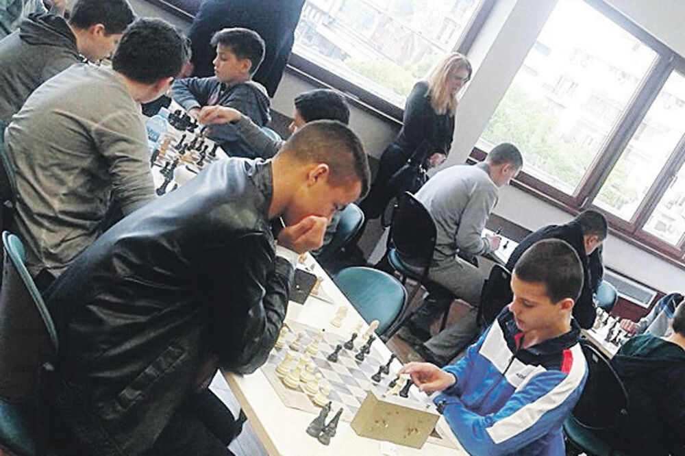 Liga osnovnih škola u šahu, Foto: Dijagonale
