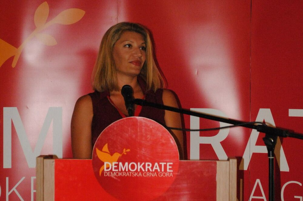 Andrijana Zenović, Foto: Demokratska Crna Gora