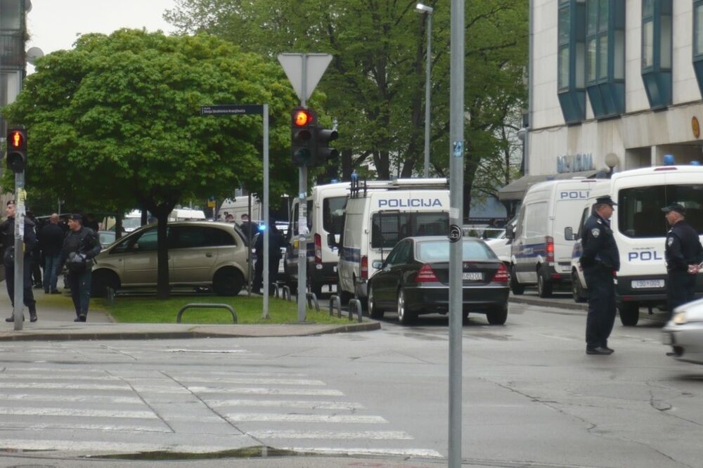 Hapšenje navijača Zvezde, Zagreb, Foto: Index.hr