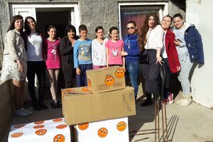 Foruma mladih Pozitivne uručio pomoć porodici iz Nikšića