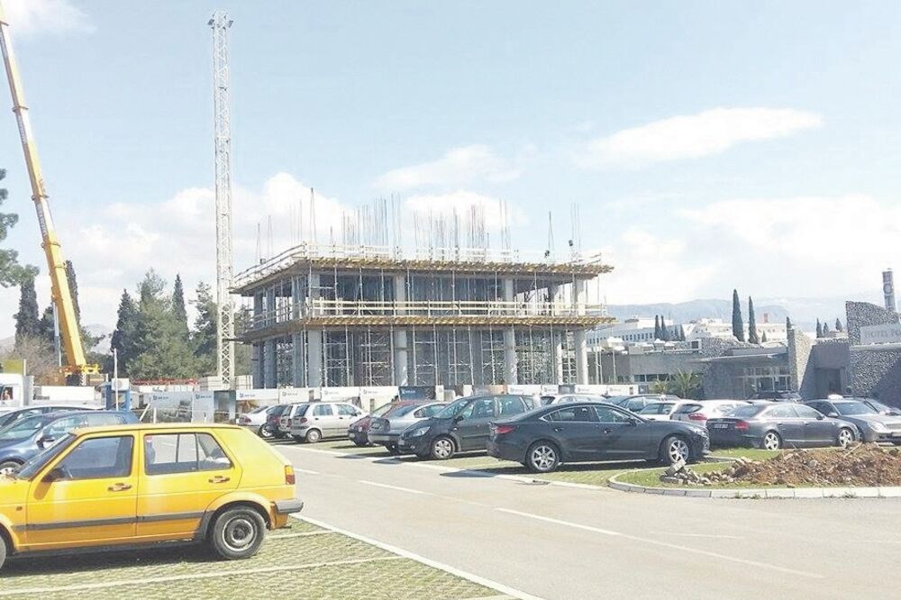 Normal tours, Foto: KANA