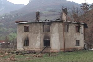 Bijelo Polje: Vatra "progutala" kuću braće Jelić