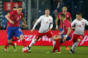 Poraz fudbalera Srbije od Poljske