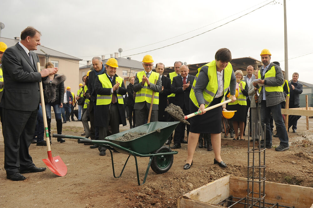 Zorica Kovačević, kamen temeljac Konik, Foto: Ministarstvo rada i socijalnog staranja