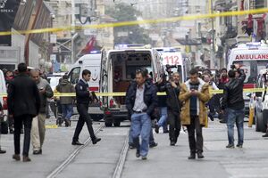 Istanbul: Strahuju od novih napada, traga se za tri pripadnika ID