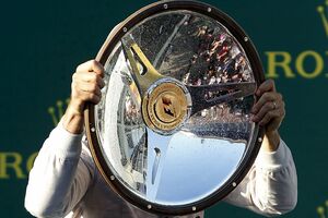 Dominacija Rozberga i Mercedesa