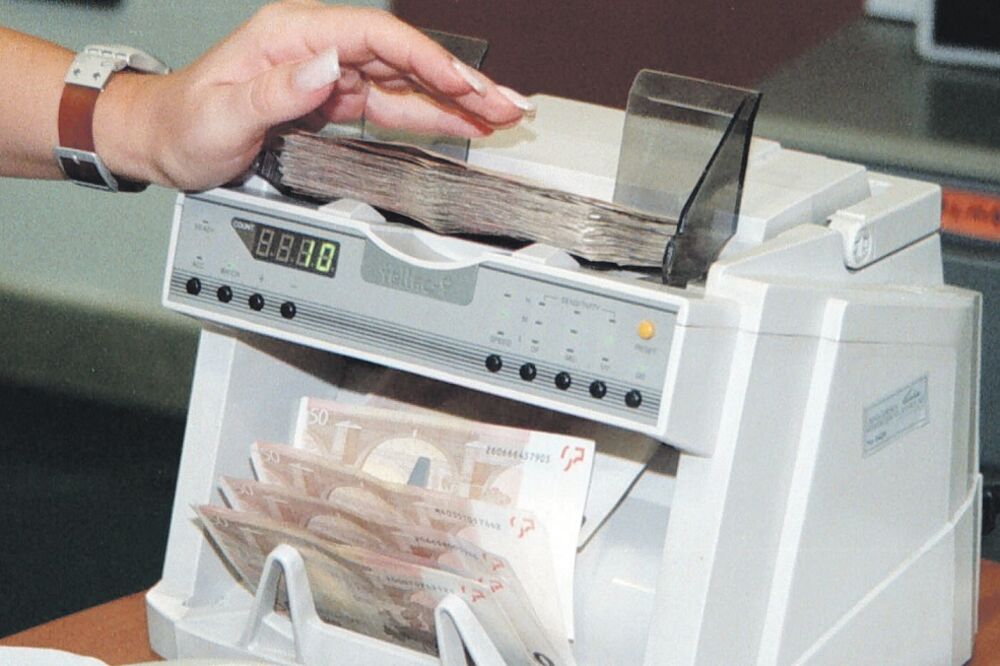 novac, banka, Foto: Arhiva "Vijesti"