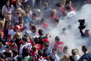 Španska policija uhapsila šestoricu navijača PSV-a