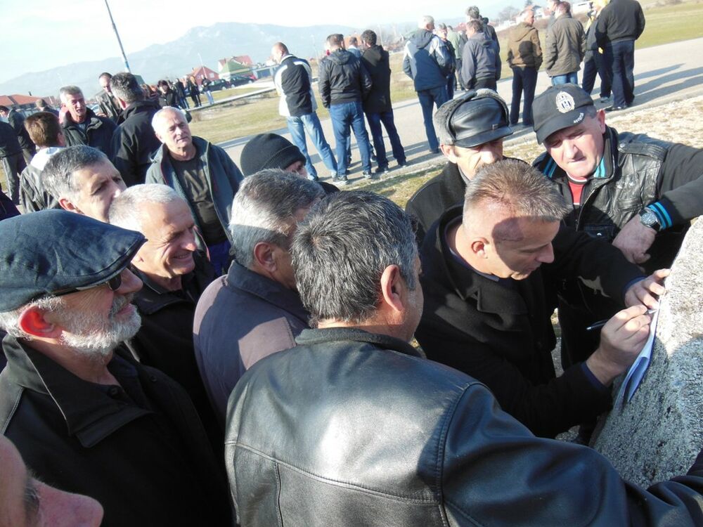 Penzioneri, Rudnik Boksita