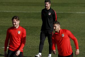 Siti igra za istoriju, Atletiko na testu protiv „filipsovaca”