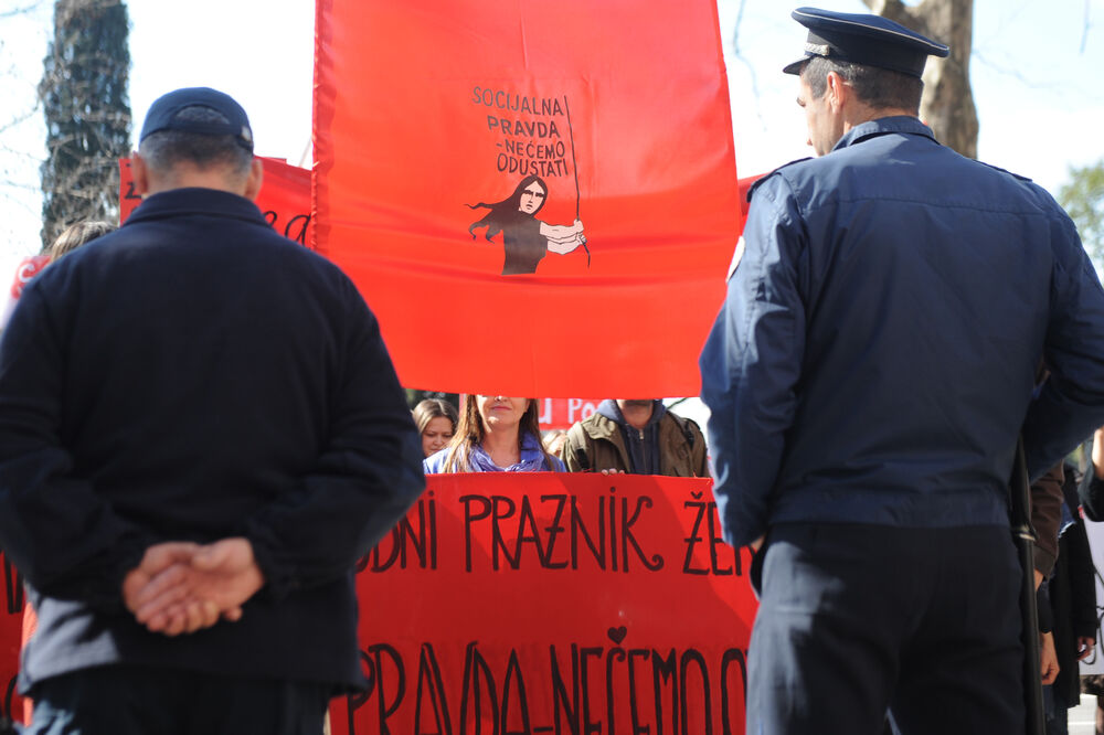 Marš žena Podgorica, Foto: Savo Prelević