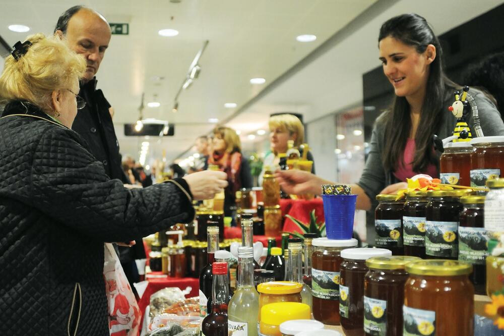 Sajam meda- Gintaš, Foto: Arhiva "Vijesti"