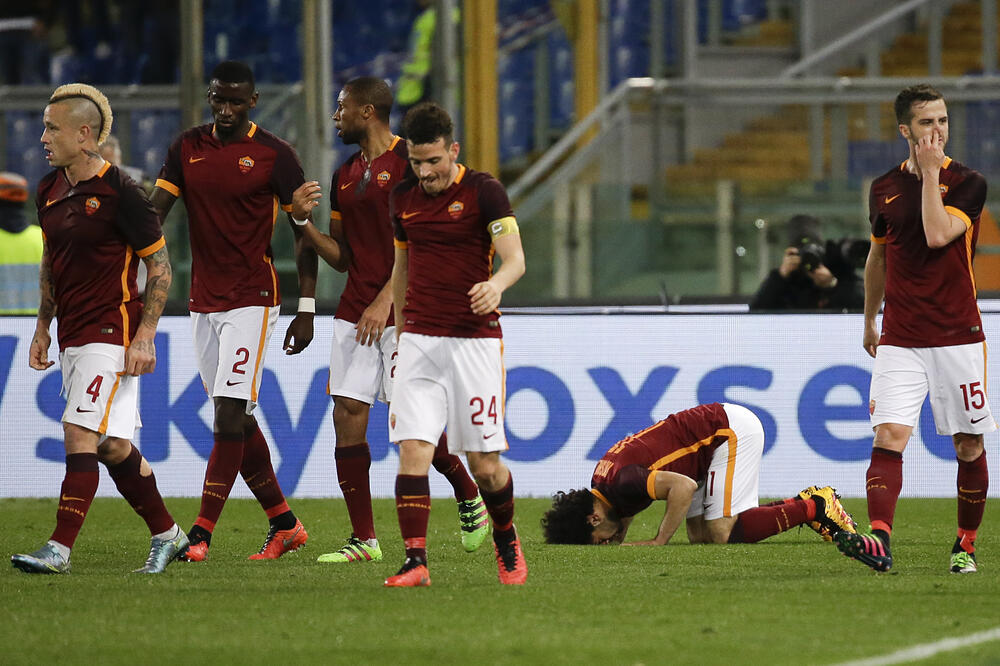 Roma - Fiorentina, Foto: AP