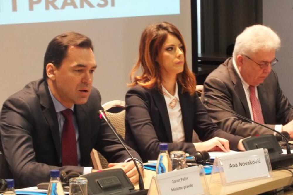 Zoran Pažin, Ana Novaković, Ian Viting, Foto: CRNVO