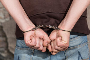 Bar: Uhapšen osumnjičeni za učestvovanje u razbojništvu