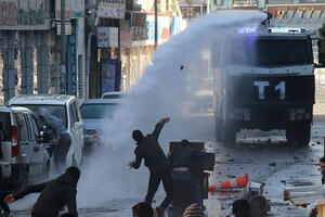 Turska: Napadi kurdskih ekstremista, dva policajca ubijena, 35...