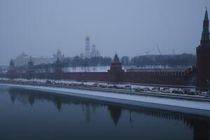 Moskva: Najveći snijeg u proteklih 50 godina, kolona automobila...