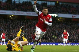 Okslejd-Čemberlen najmanje šest nedjelja van terena