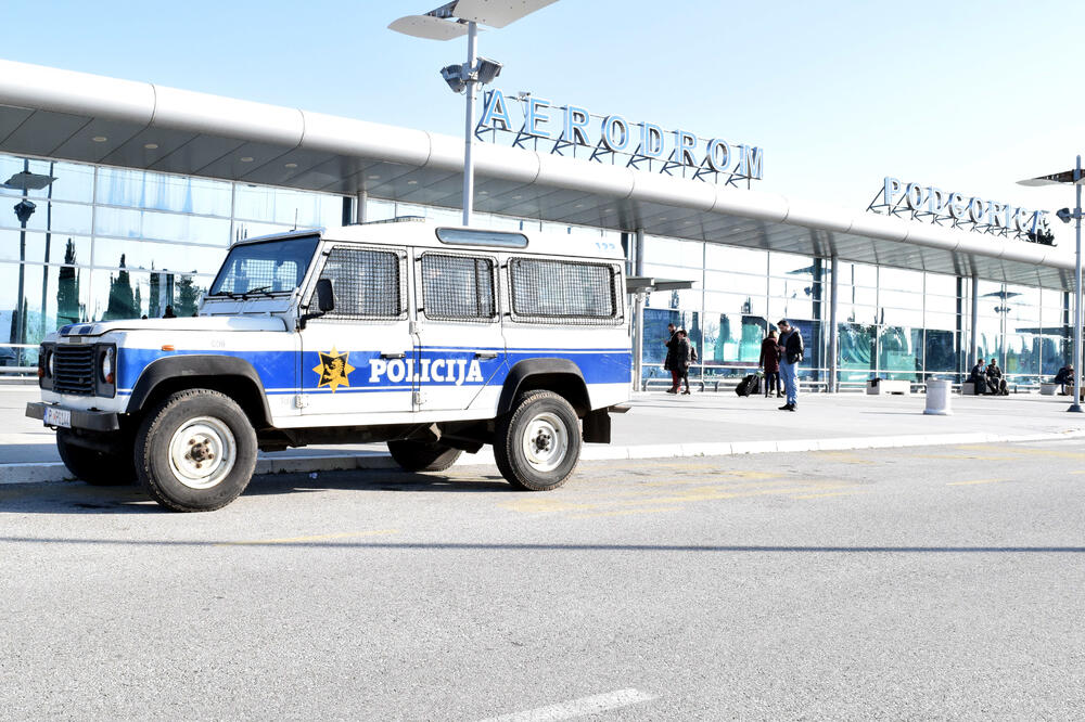 Aerodrom obezbjeđivali specijalci zbog dolaska Kašćelana 8. februara, Foto: Zoran Đurić