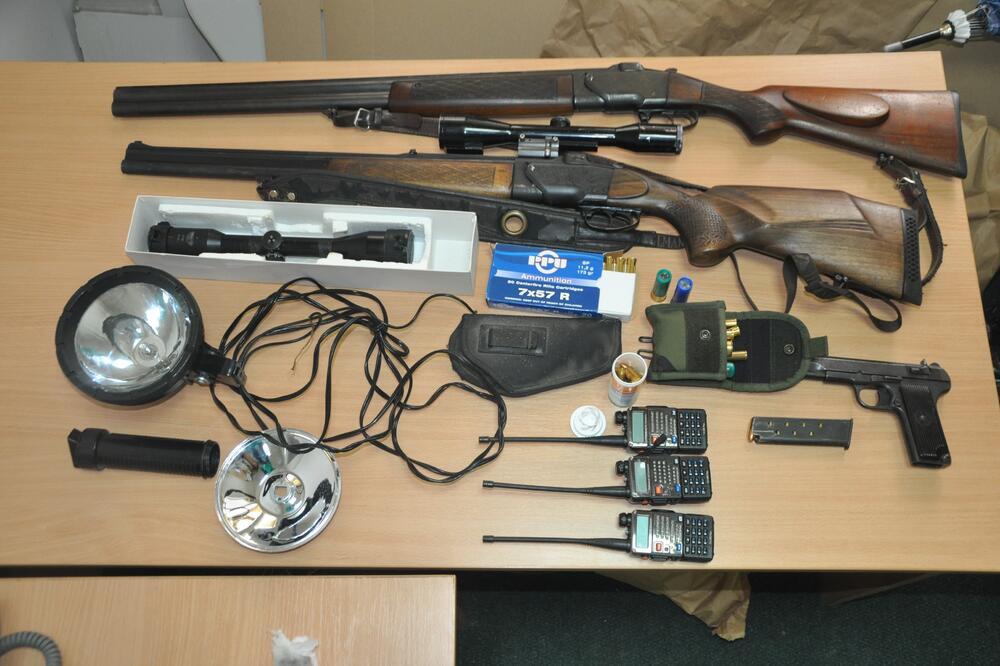 Plužine oduzeto oružje, Foto: Uprava policije