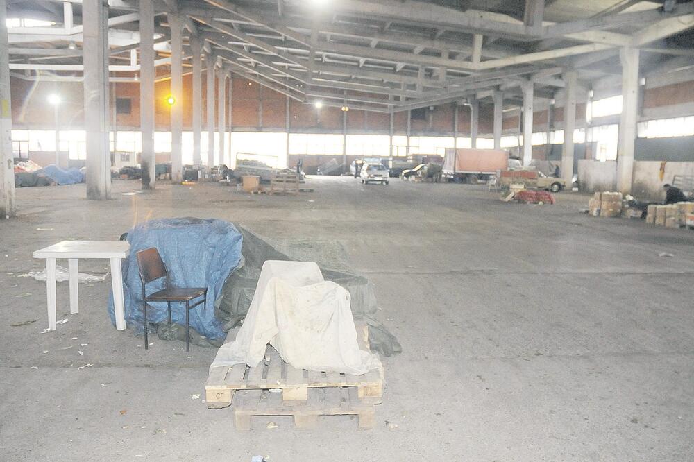 Prazan Distributivni centar, Tuški put, Foto: Zoran Đurić