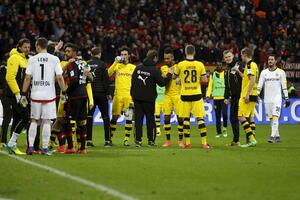 Borusiji pripao derbi: Obamejang pogodio i doveo do ludila...