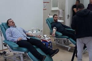 Akcija dobrovoljnog davanja krvi u Bijelom Polju: "Lijek koji nema...