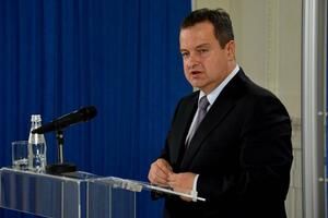Dačić: Srbija neće aplicirati za NATO
