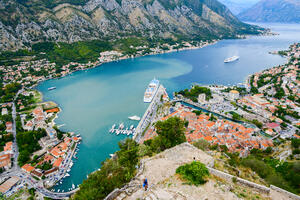 Skoro svi gosti sa kruzera preporučuju Kotor kao mjesto koje treba...