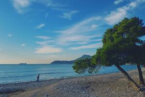 Nevjerovatno toplo vrijeme: U Baru i Ulcinju 27 stepeni