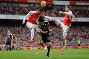 Rezervisti Arsenala zaustavili Lester, Totenhem je ozbiljan...