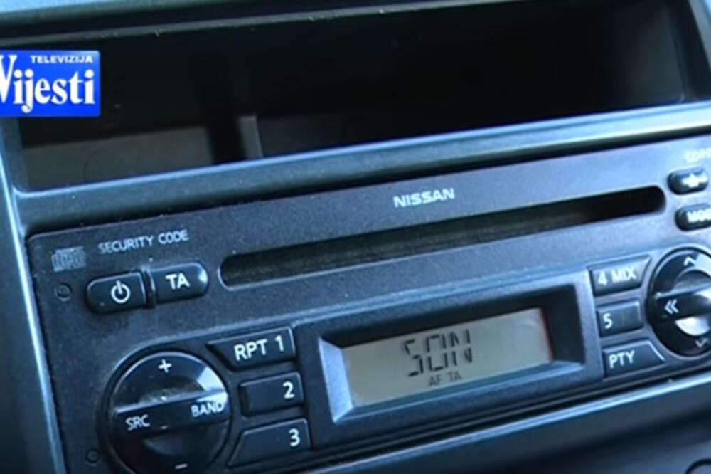 radio, auto, Foto: Screenshot (YouTube)