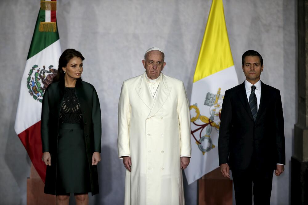 Papa Franjo, Enrike Penja Nijeto, Foto: Reuters