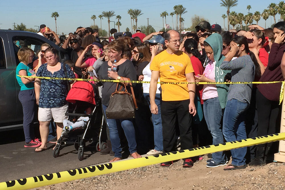 Feniks škola, Foto: Beta/AP