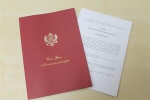 Prosvetarima veće plate za 5,5 odsto