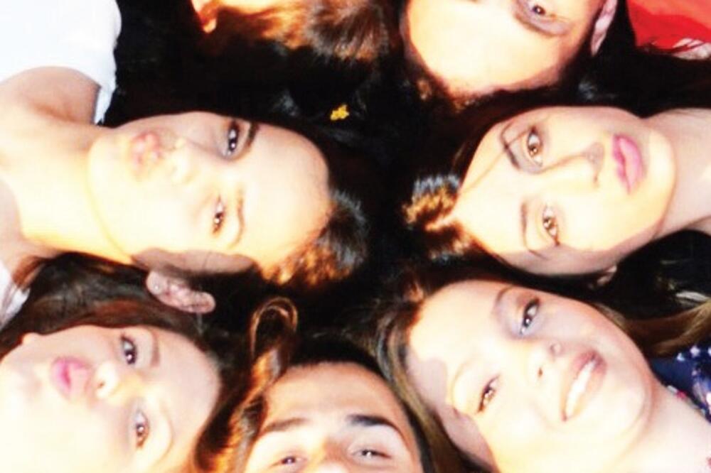 Ples pobjednika (Novina)