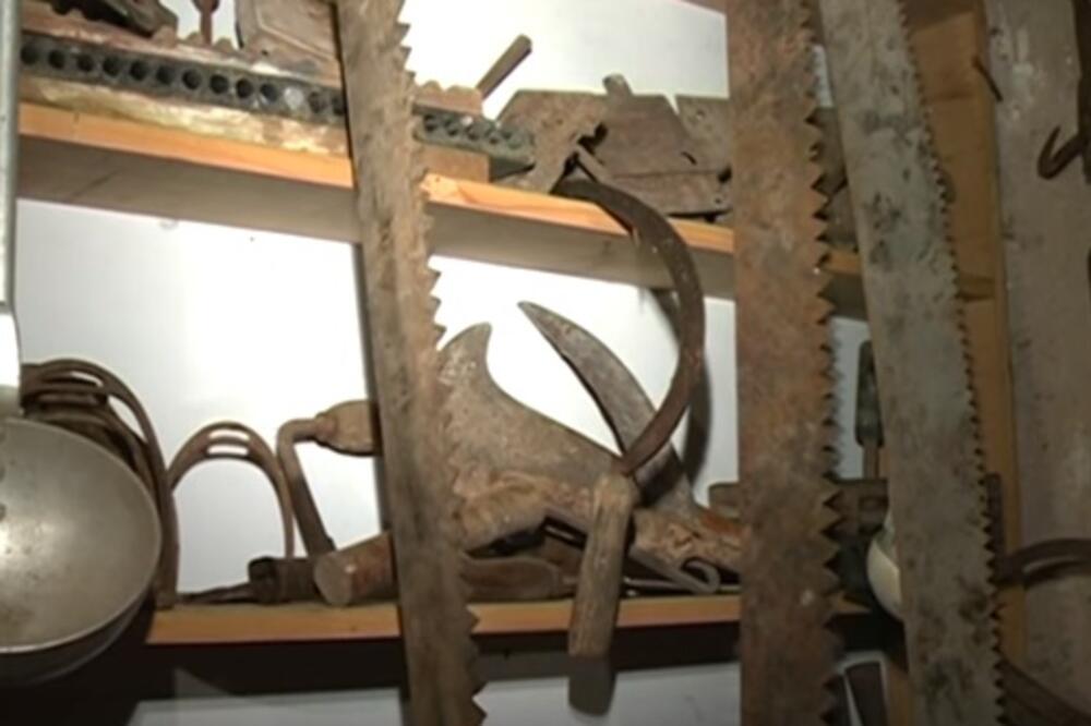 Rajko Bulatović zbirka, Foto: Screenshot (TV Vijesti)