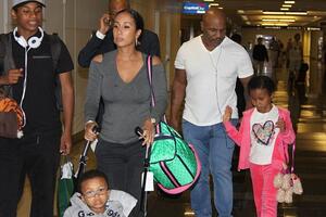 Kako Majk Tajson igra tenis?