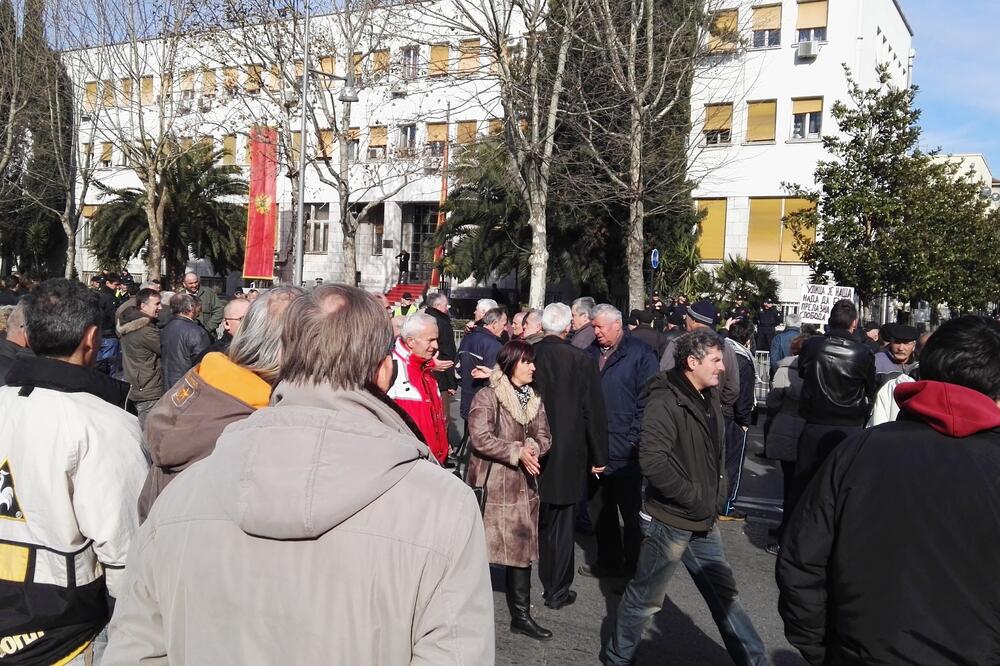 DF, povjerenje Vladi, Foto: Vijesti online