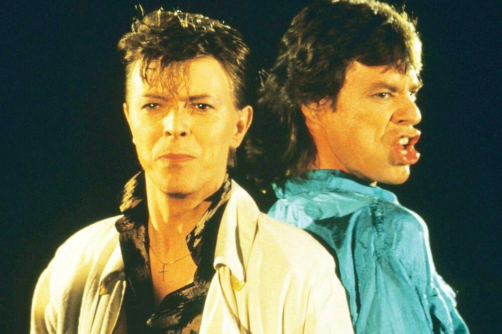 Dejvid Bouvi, Mik Džeger (novina)