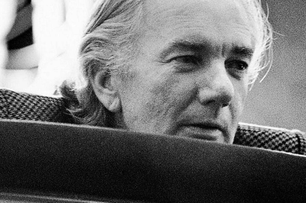 Tomas Bernhard (novina), Foto: Kurier.at